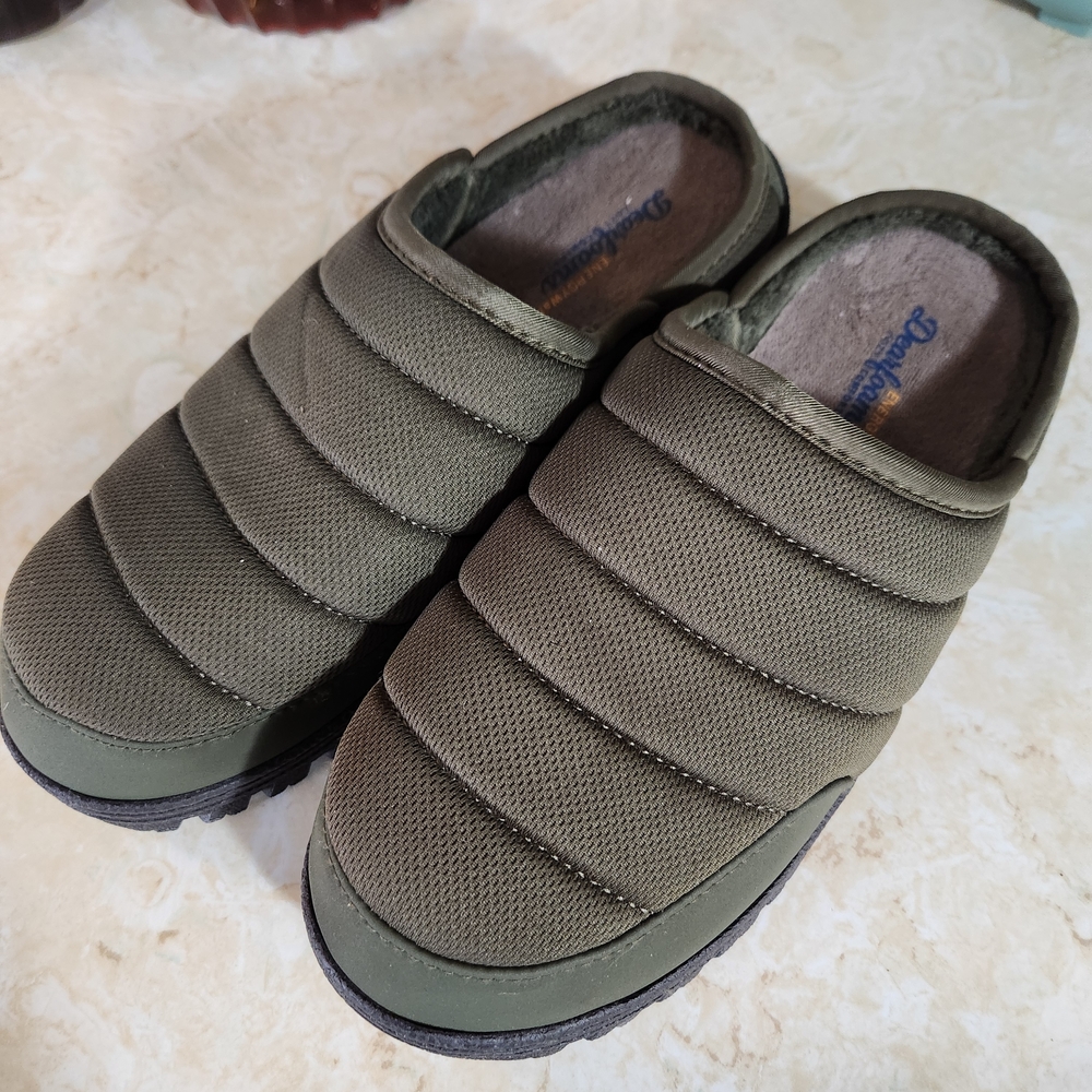 Dearfoams Men's Green Quilted Slip-On Loafers